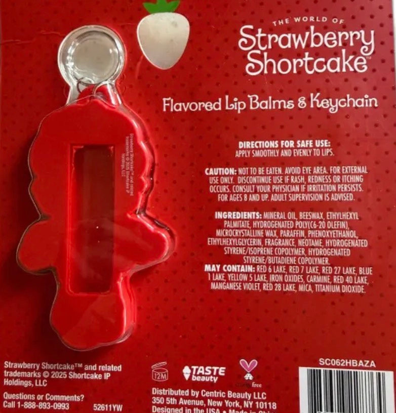 Strawberry shortcake lip balm con keychain