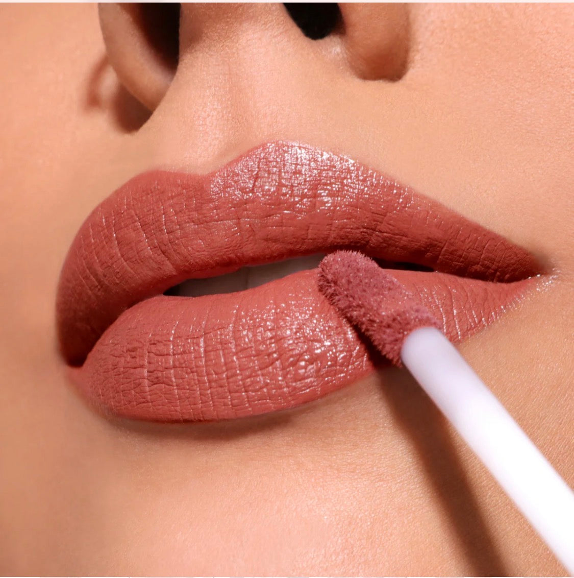 LIP DIVINE LIQUID LIPSTICK