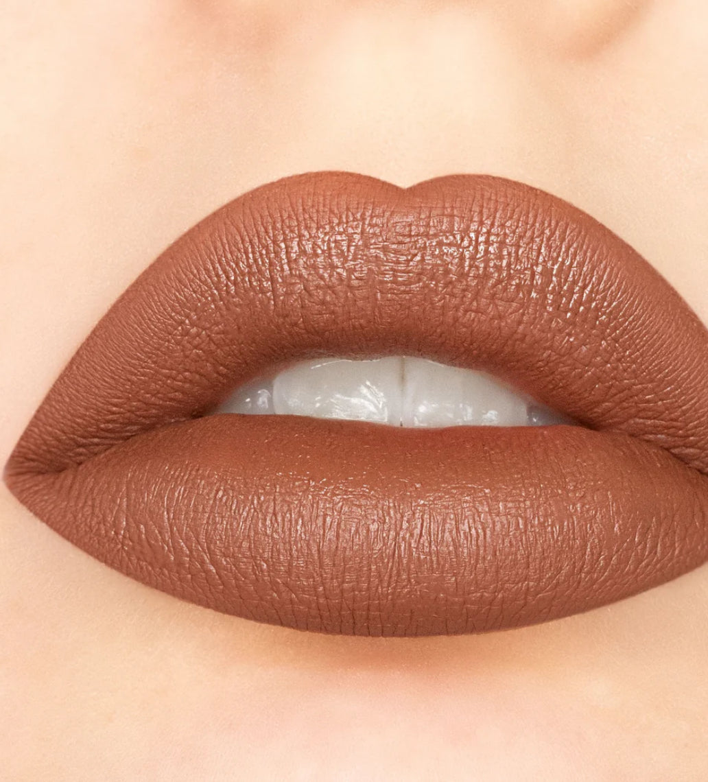 Amor us Velvety Kiss Matte Liquid Lipstick