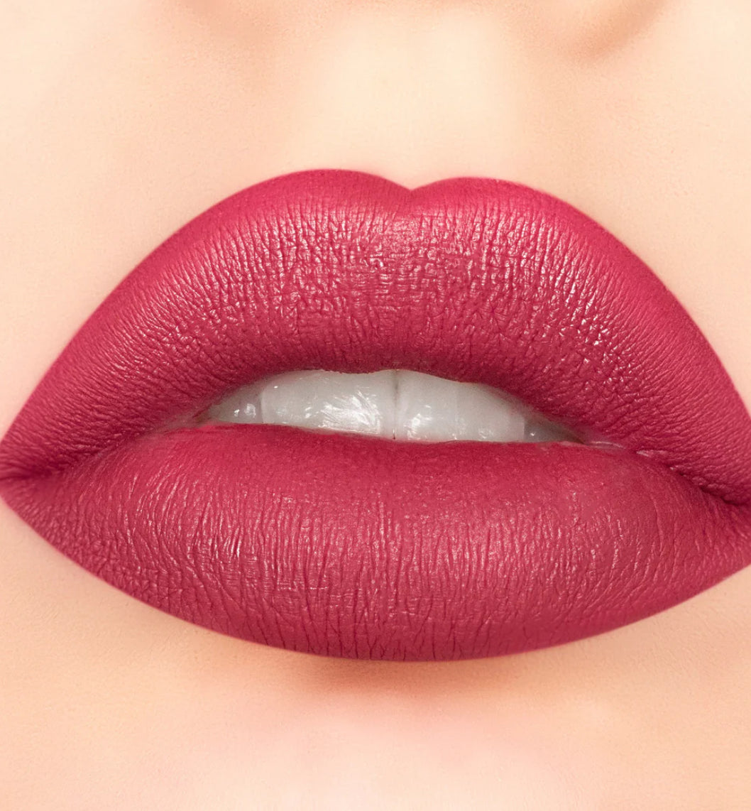 Amor us Velvety Kiss Matte Liquid Lipstick