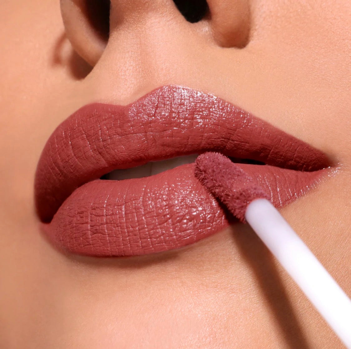 LIP DIVINE LIQUID LIPSTICK
