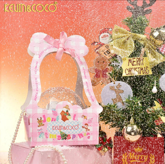 Kevin&Coco Christmas Basket Joyful Atmosphere
