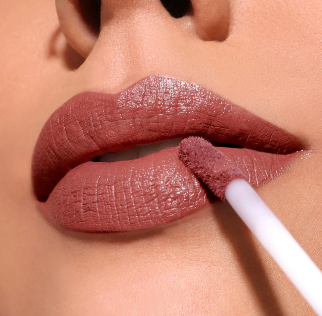LIP DIVINE LIQUID LIPSTICK