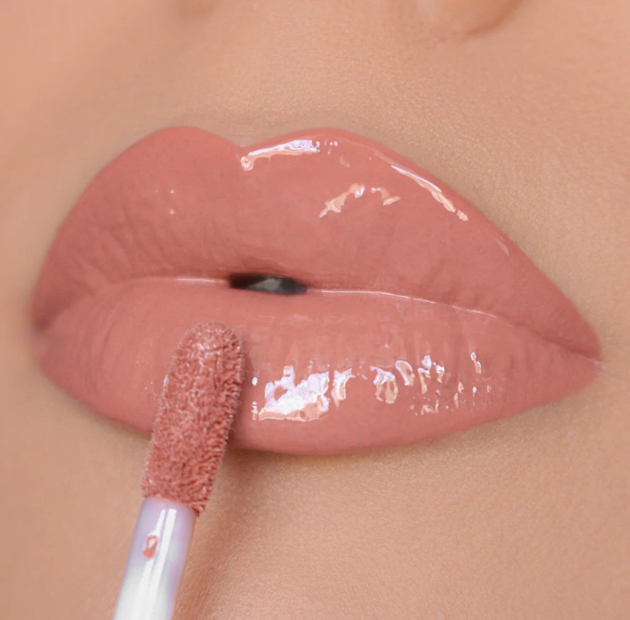 BB- level up lip gloss